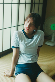 女机械人在线播放